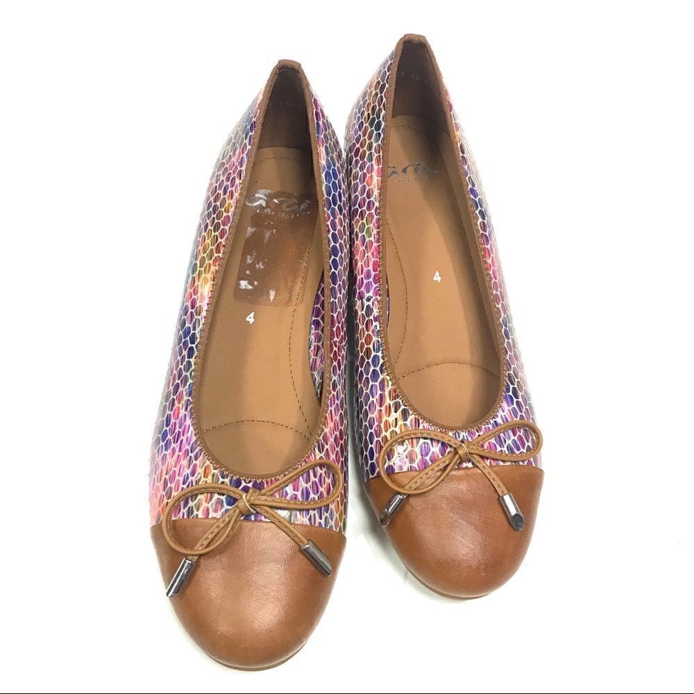 Ara round toe ballet shoes with small heels Size 6.5